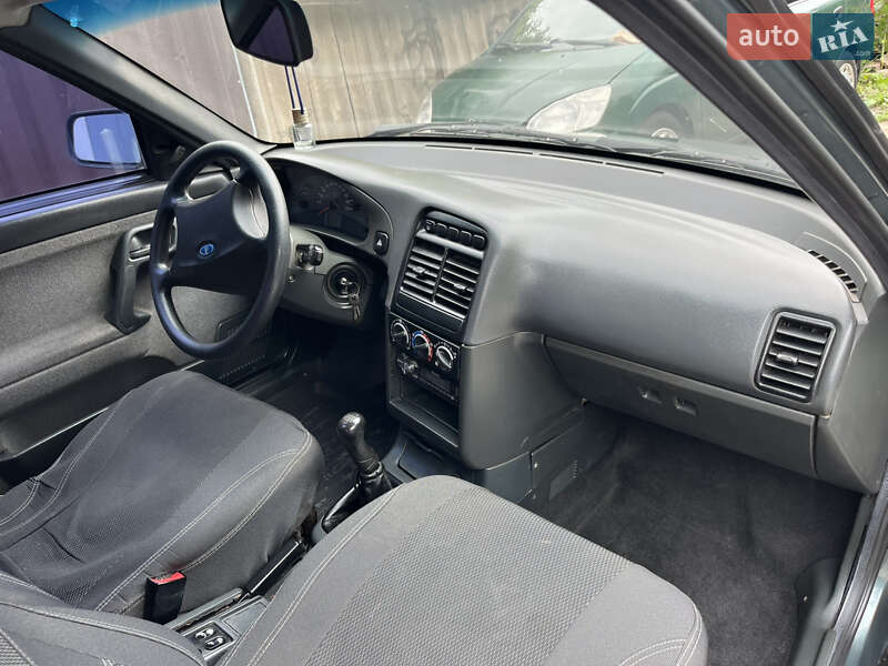 Седан ВАЗ / Lada 2110 2008 в Киеве