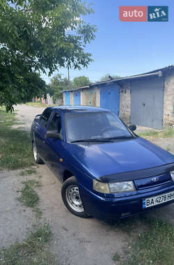 Седан ВАЗ 2110 2004 в 