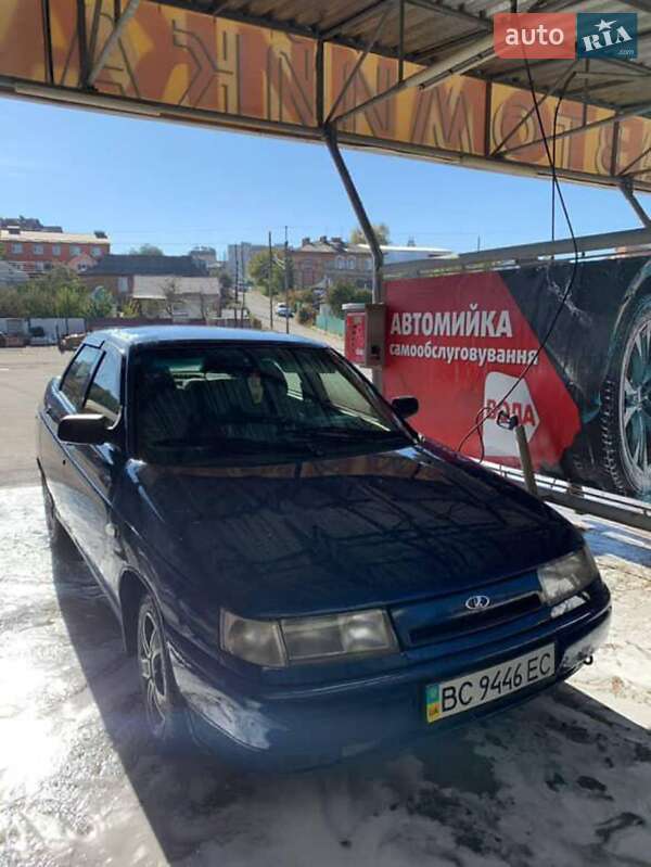 Седан ВАЗ 2110 2005 в 
