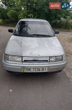 Седан ВАЗ 2110 2001 в 