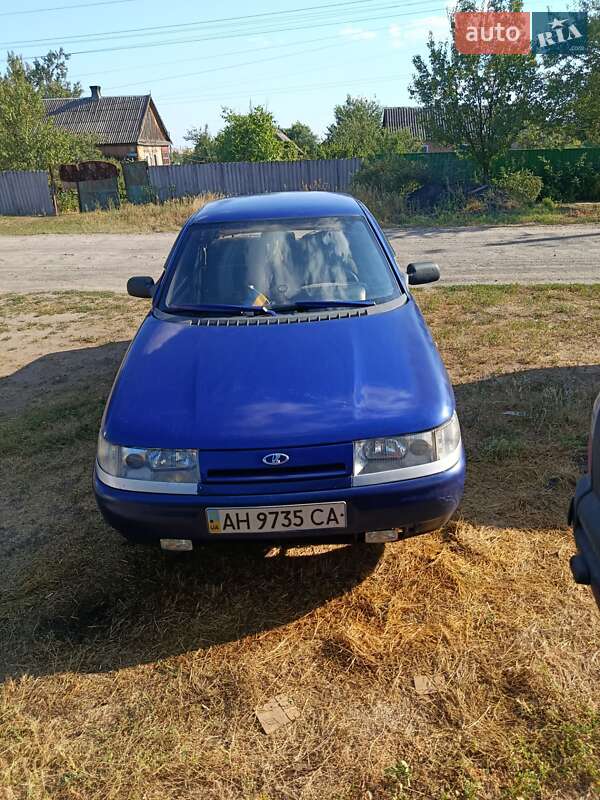 Седан ВАЗ / Lada 2110 2000 в Славянске