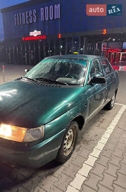 Седан ВАЗ 2110 2002 в 
