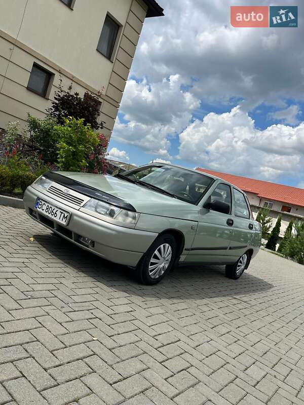 Седан ВАЗ / Lada 2110 2005 в Золочеве
