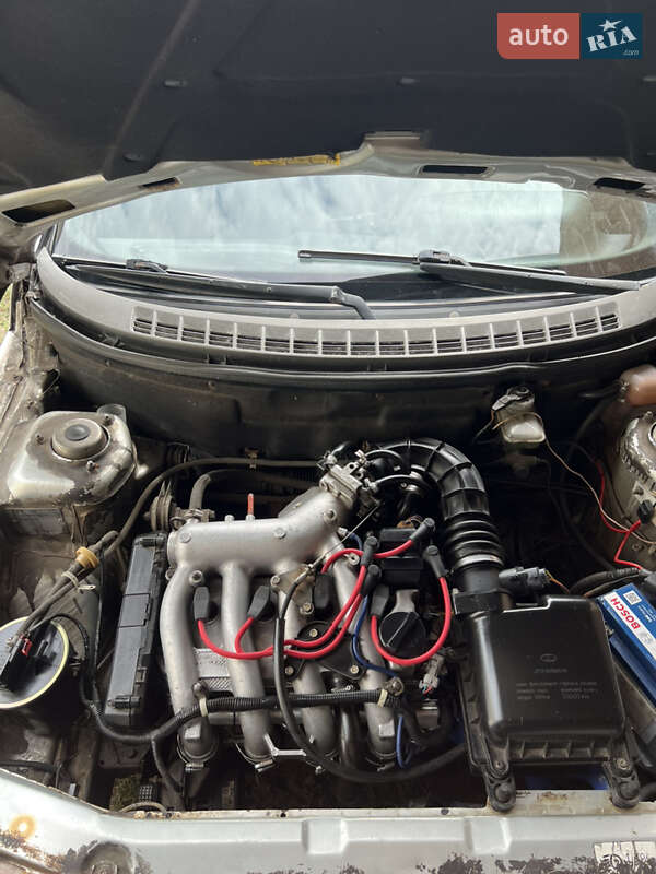 Седан ВАЗ / Lada 2110 2002 в Києві