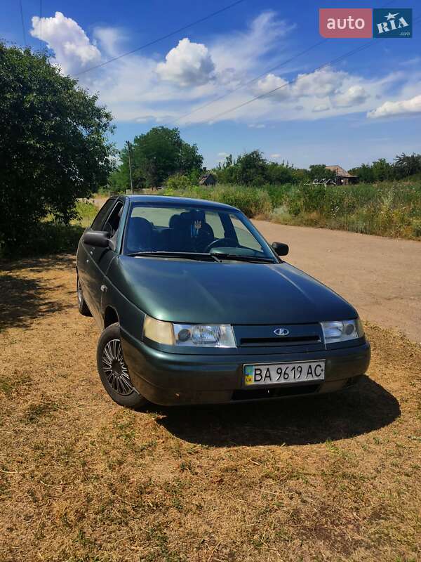 Седан ВАЗ / Lada 2110 2006 в Новой Праге