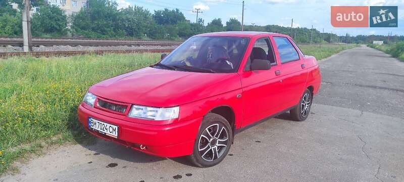 Седан ВАЗ / Lada 2110 2001 в Сумах