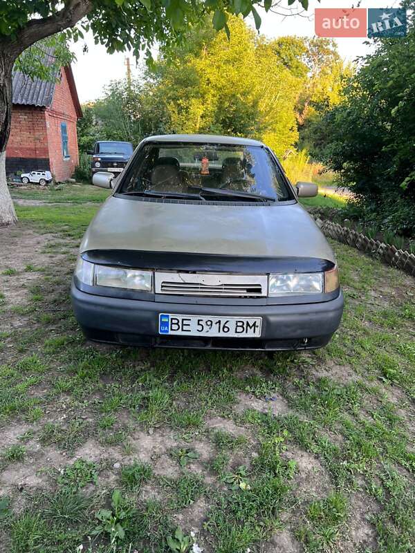 Седан ВАЗ / Lada 2110 2000 в Ярмолинцях