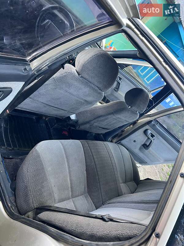 Седан ВАЗ / Lada 2110 2000 в Ярмолинцях