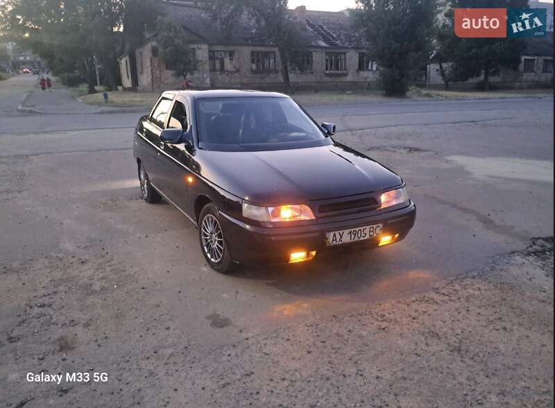 Седан ВАЗ / Lada 2110 2007 в Змиеве