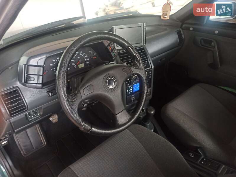 Седан ВАЗ / Lada 2110 2007 в Петриковке