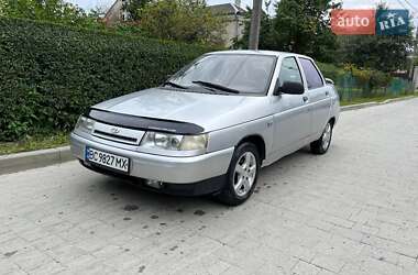 Седан ВАЗ 2110 2001 в 