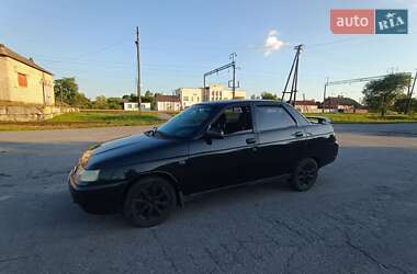 Седан ВАЗ 2110 2004 в 