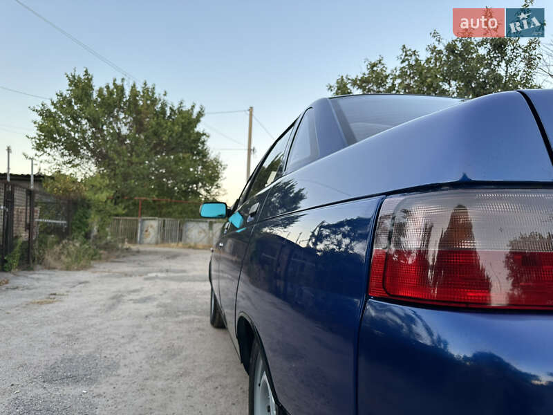 Седан ВАЗ / Lada 2110 2000 в Запорожье