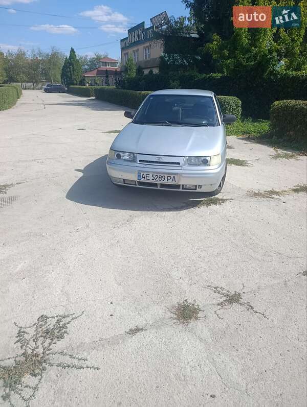 Седан ВАЗ / Lada 2110 2004 в Никополе