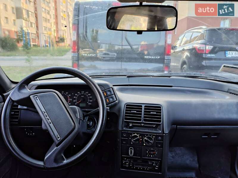 Седан ВАЗ / Lada 2110 2001 в Харькове