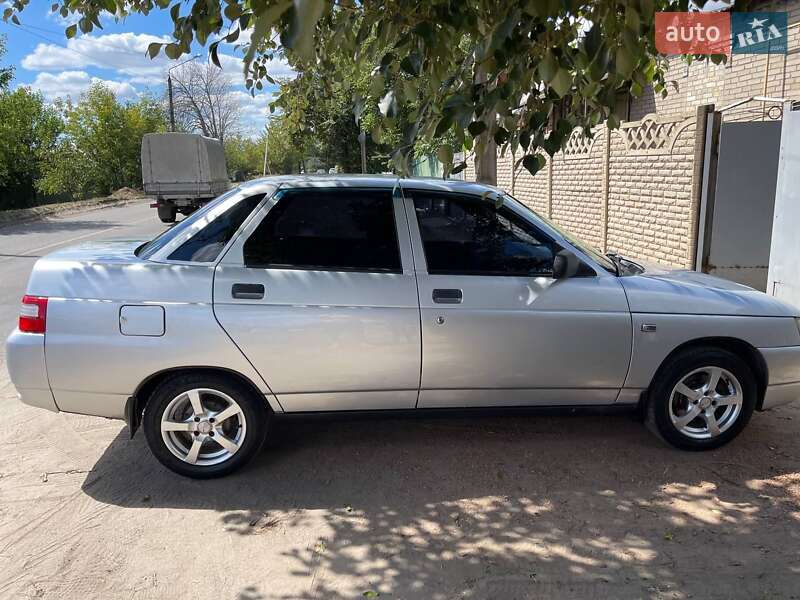 Седан ВАЗ / Lada 2110 2011 в Славянске