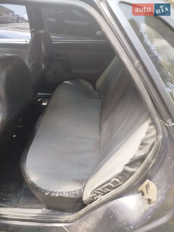 Седан ВАЗ / Lada 2110 2001 в Каменском