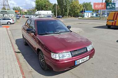 Седан ВАЗ 2110 2004 в 