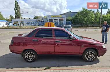 Седан ВАЗ 2110 2004 в 
