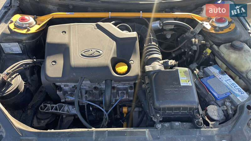 Седан ВАЗ / Lada 2110 2006 в Чутовому