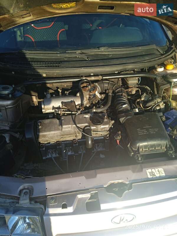 Седан ВАЗ / Lada 2110 2001 в Бердичеве