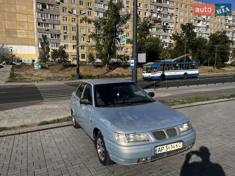 Седан ВАЗ / Lada 2110 2004 в Дніпрі