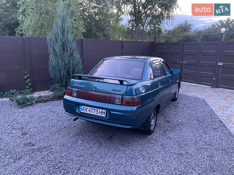Седан ВАЗ / Lada 2110 2001 в Харькове