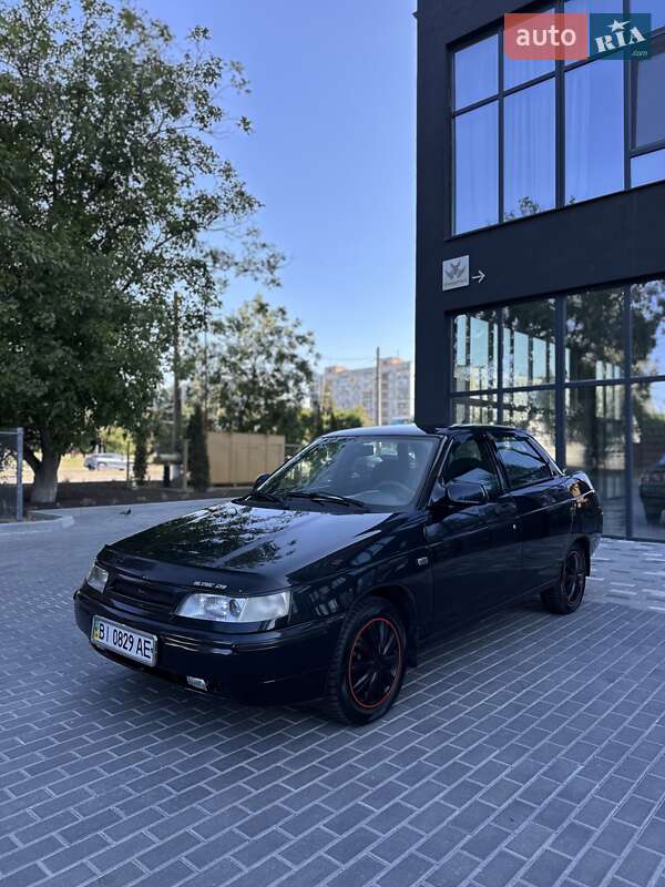 ВАЗ / Lada 2110 2010