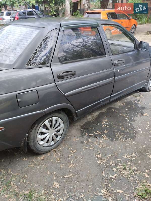 Седан ВАЗ / Lada 2110 2000 в Кривому Розі