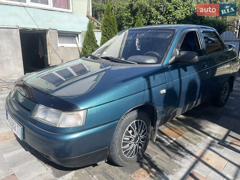 Седан ВАЗ / Lada 2110 1999 в Сваляве