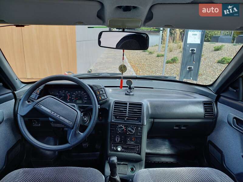 Седан ВАЗ / Lada 2110 2006 в Черновцах фото 4 Седан ВАЗ / Lada 2110 2006 в Черновцах