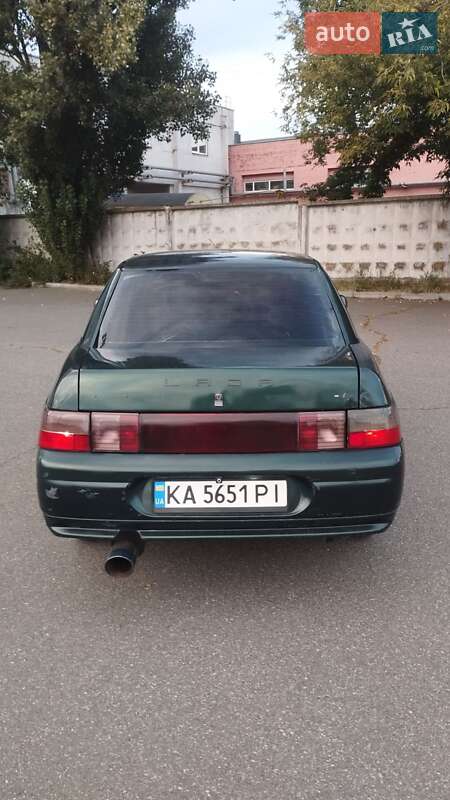 Седан ВАЗ / Lada 2110 2001 в Киеве