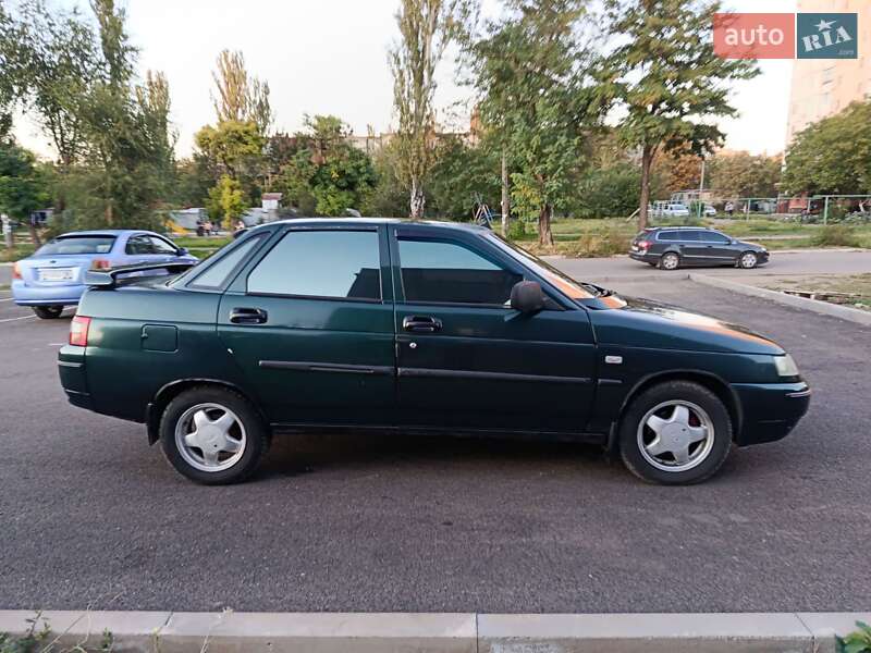 Седан ВАЗ / Lada 2110 2003 в Кривом Роге