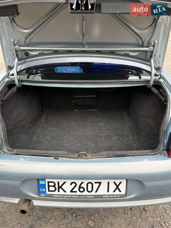 Седан ВАЗ / Lada 2110 2002 в Сарнах