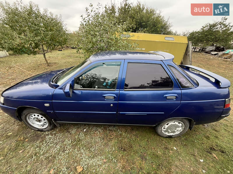Седан ВАЗ / Lada 2110 2002 в Светловодске фото 3 Седан ВАЗ / Lada 2110 2002 в Светловодске