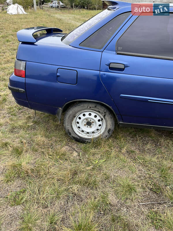 Седан ВАЗ / Lada 2110 2002 в Светловодске фото 9 Седан ВАЗ / Lada 2110 2002 в Светловодске