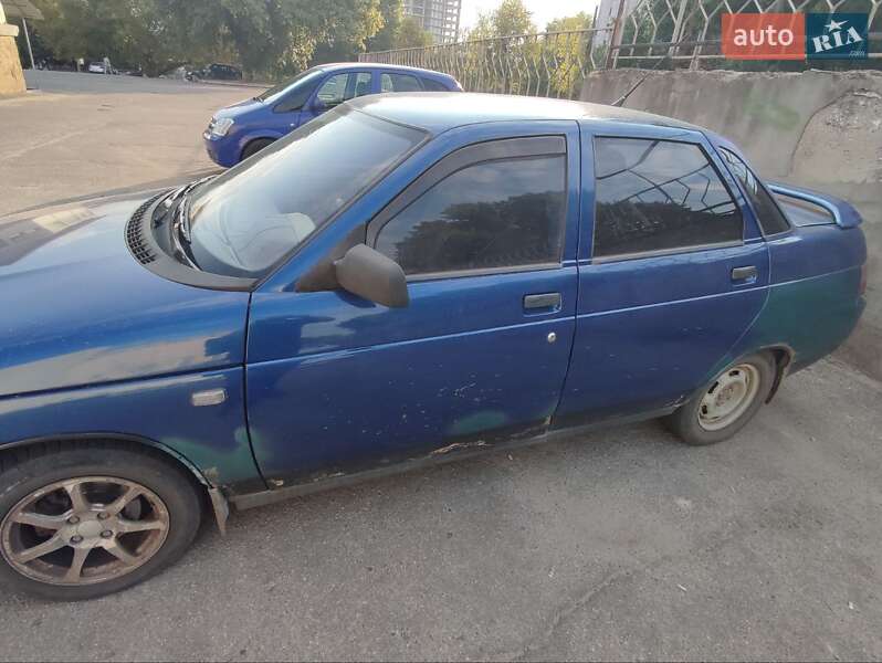 Седан ВАЗ / Lada 2110 2001 в Кропивницком