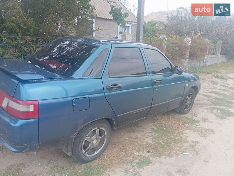 Седан ВАЗ / Lada 2110 2004 в Миколаєві