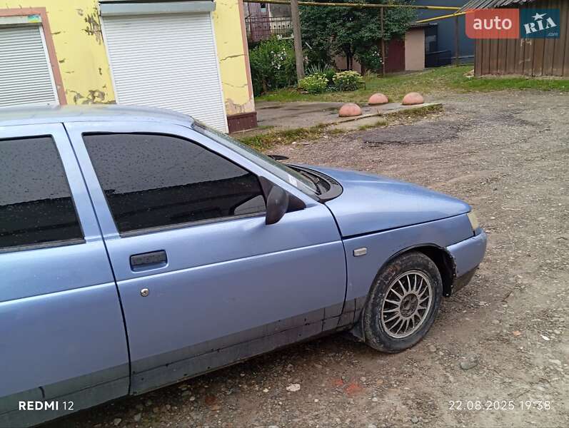 Седан ВАЗ / Lada 2110 2001 в Рогатине