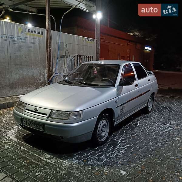 Седан ВАЗ / Lada 2110 2002 в Кременчуці