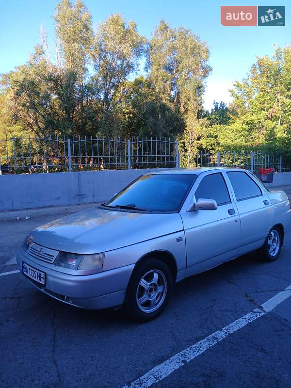 Седан ВАЗ / Lada 2110 2002 в Кропивницком