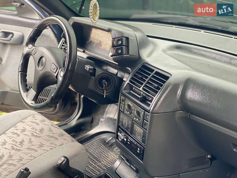 Седан ВАЗ / Lada 2110 2006 в Мирополе