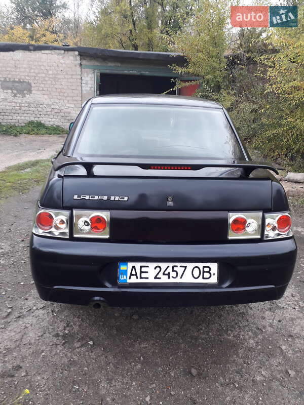 Седан ВАЗ / Lada 2110 2004 в Кривом Роге