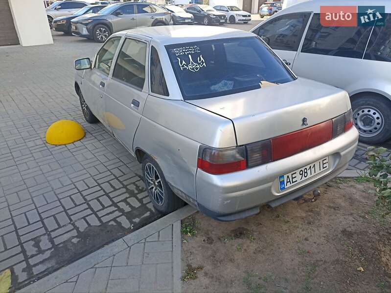 Седан ВАЗ / Lada 2110 2002 в Дніпрі