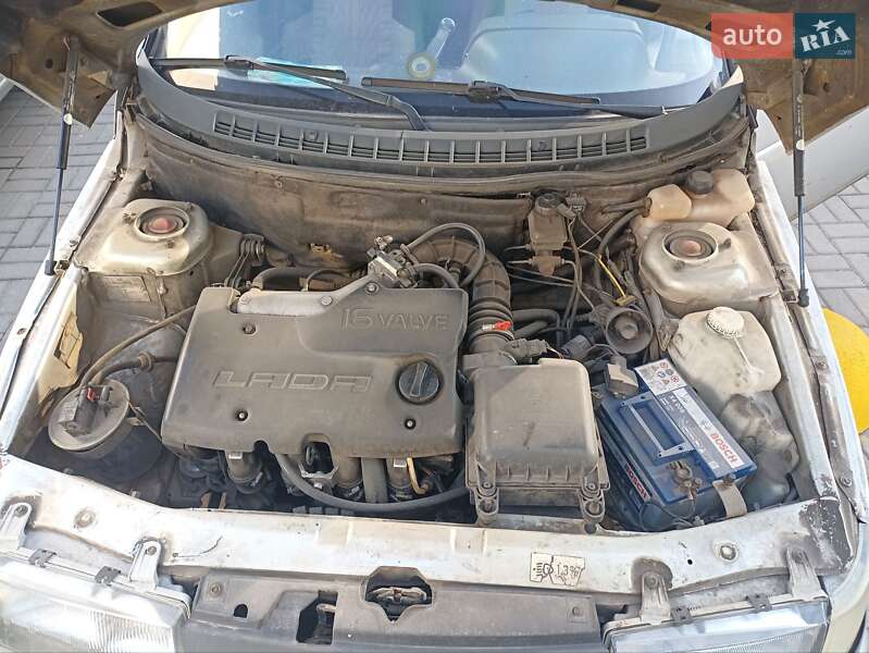 Седан ВАЗ / Lada 2110 2002 в Дніпрі