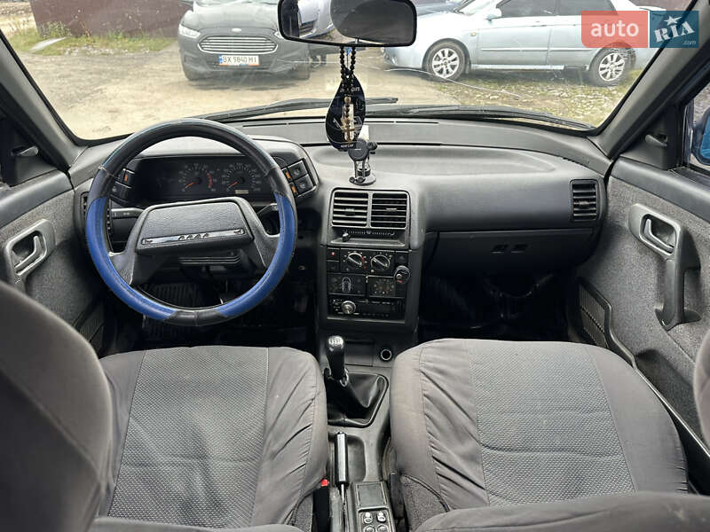 Седан ВАЗ / Lada 2110 2004 в Шепетовке