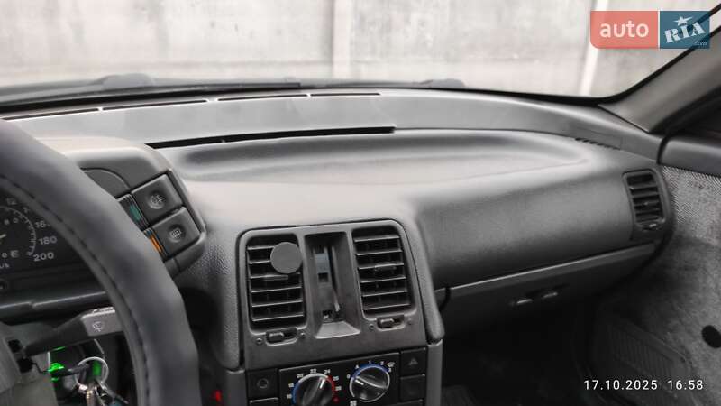 Седан ВАЗ / Lada 2110 1999 в Малине
