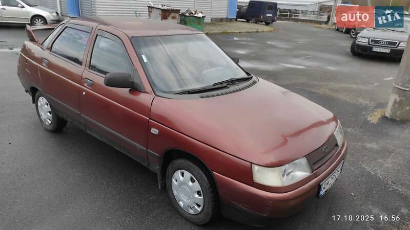 Седан ВАЗ / Lada 2110 1999 в Малине