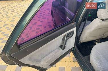 Седан ВАЗ 2110 2002 в 