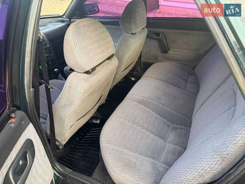 Седан ВАЗ / Lada 2110 2002 в Могилів-Подільському фото 7 Седан ВАЗ / Lada 2110 2002 в Могилів-Подільському